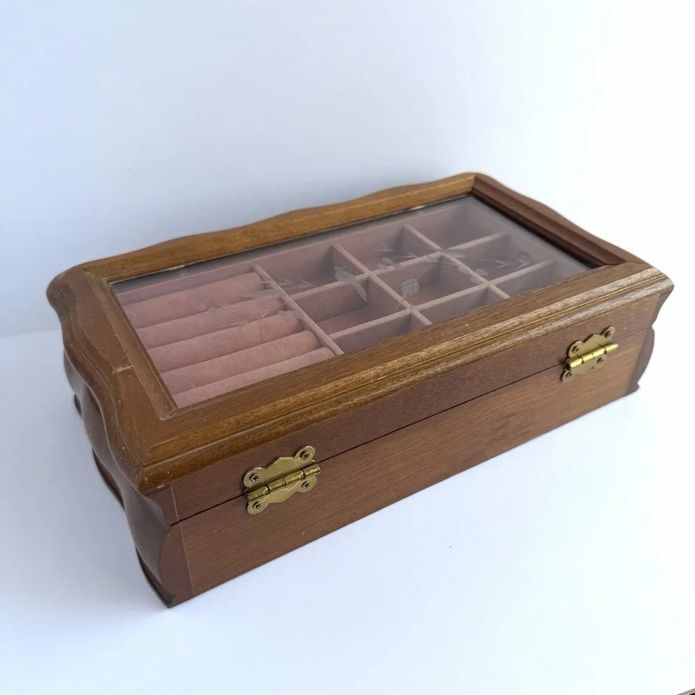 N/A vtg wood